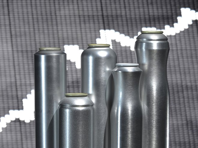 producción mundial De latas de aerosol de aluminio se mantienen en curso